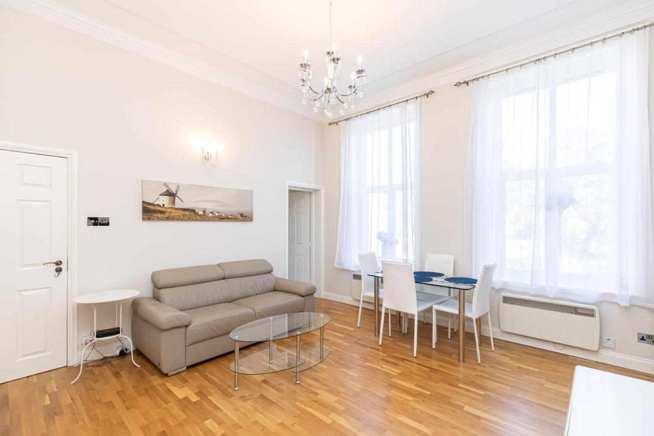 Appartamento Holiday Beach Flat In Bournemouth, England, Uk Esterno foto