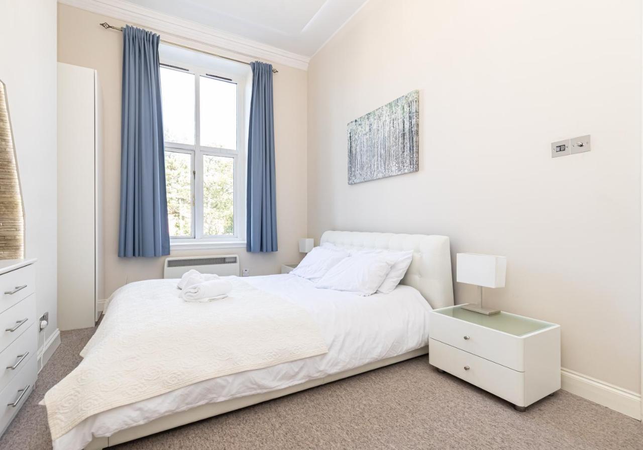 Appartamento Holiday Beach Flat In Bournemouth, England, Uk Esterno foto